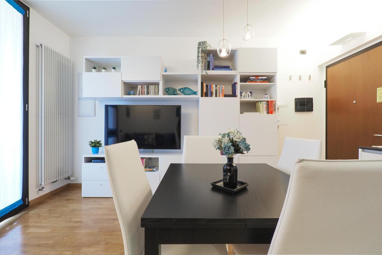 Apartament Primopiano - Eraclito Mediolan Zewnętrze zdjęcie